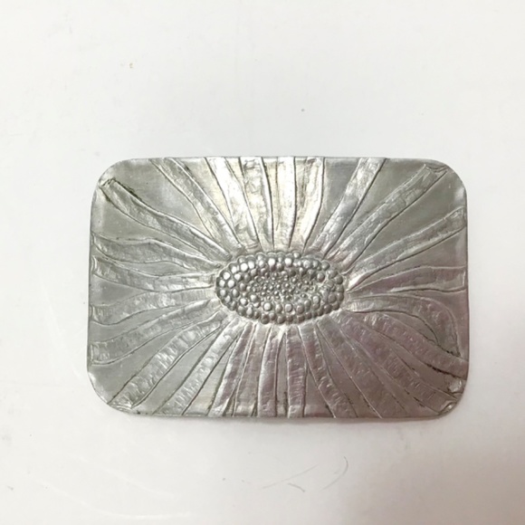 Vintage Wendall August Forge Sunflower/Hammered aluminum brooch - Picture 2 of 4